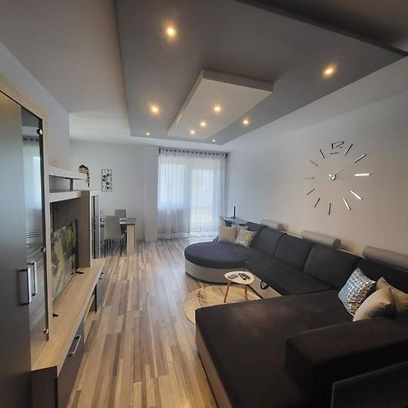 Montana Apartman 미슈콜츠 외부 사진